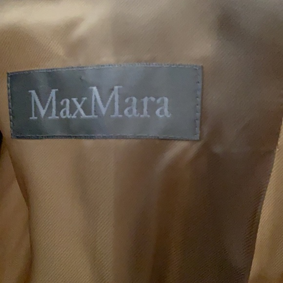 💕Maxmara classic trench - Picture 6 of 8